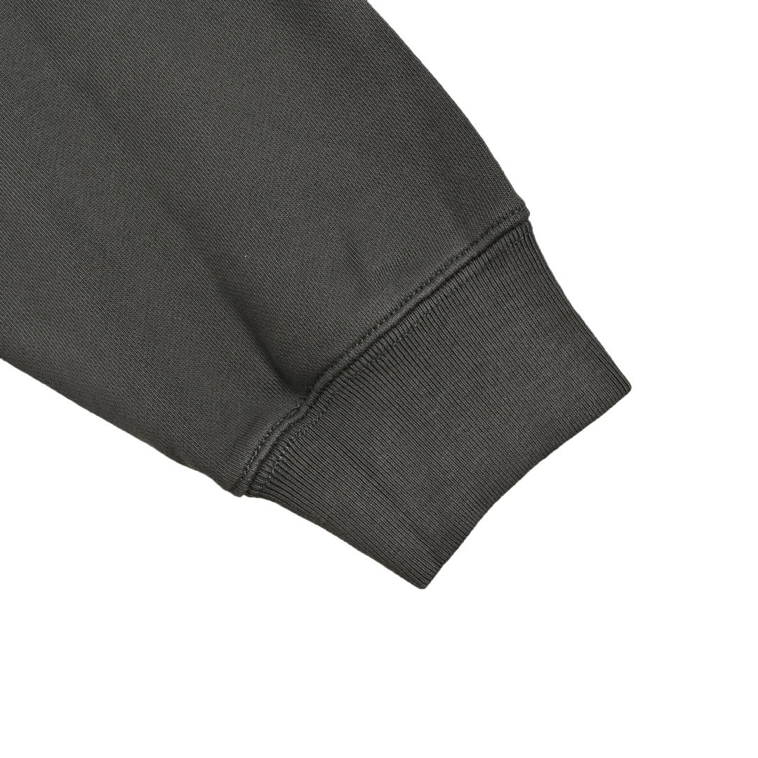 Hoodies & Sweatshirts