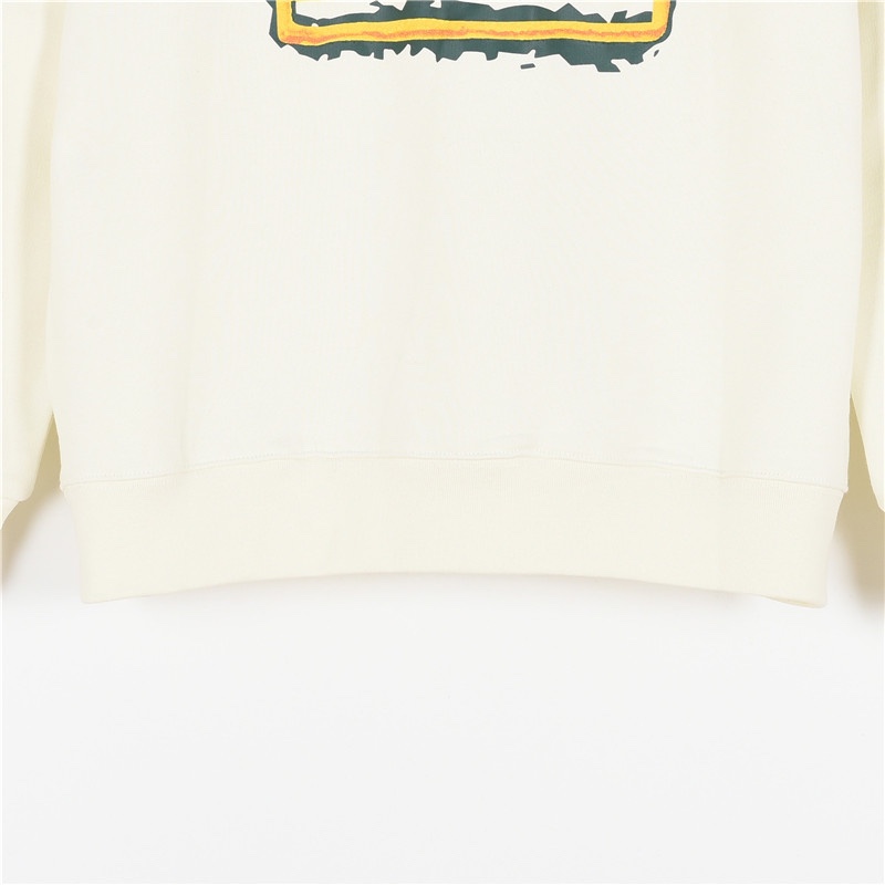 Hoodies & Sweatshirts